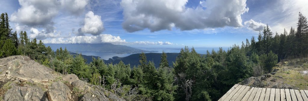 Mt Gardner looking at Horseshoebay with a panorama view